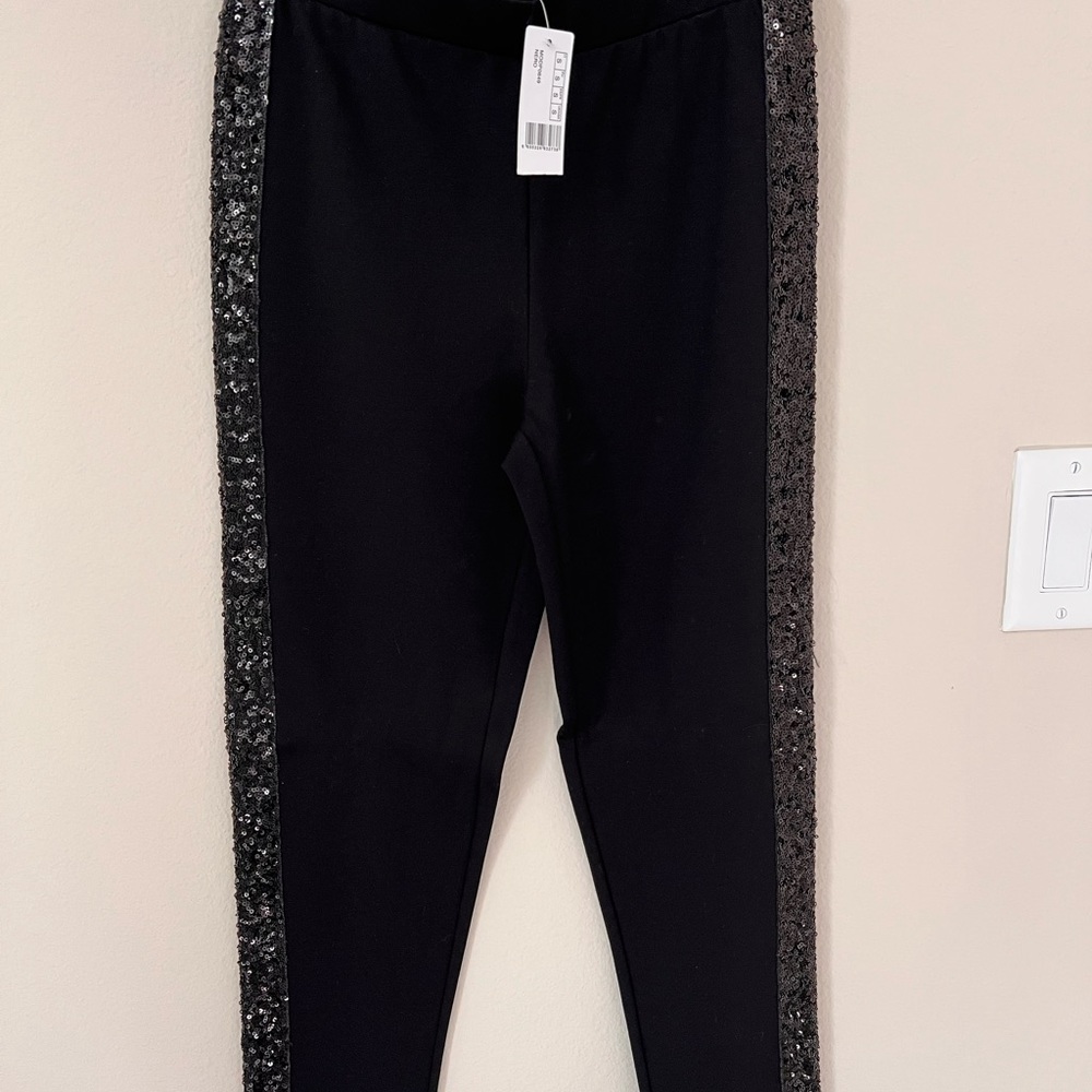 Calzedonia leggings from Italy. Never worn. Black with sequins in the side